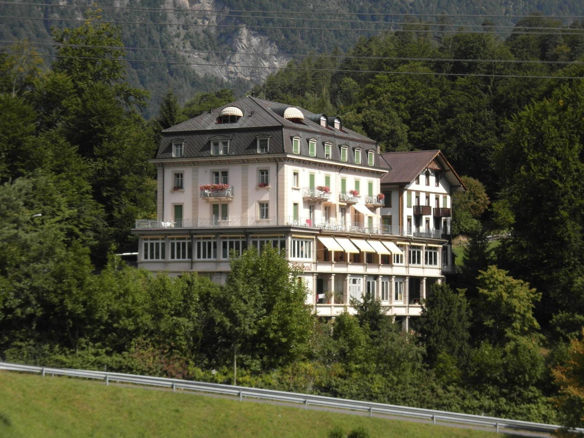 Waldhotel Unspunnen Hotel