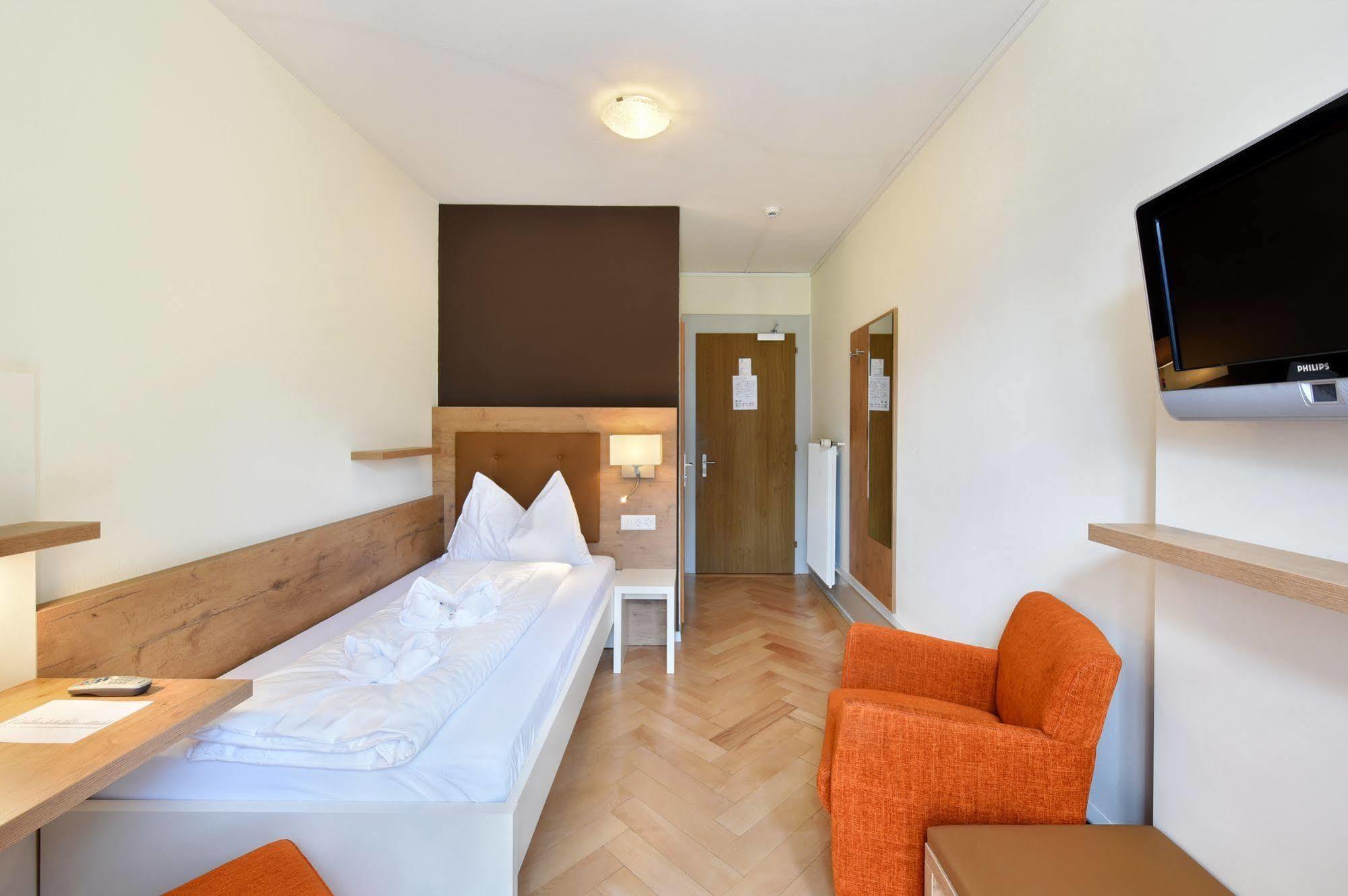 Waldhotel Unspunnen 2*